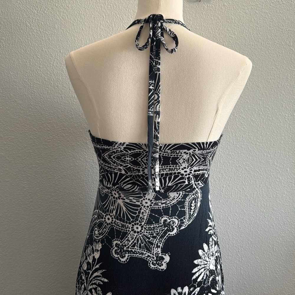 Express Blue White and Gray maxi dress with floral design Size Small - Picture 7 of 9